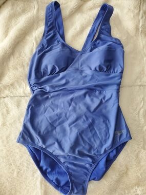 Speedo Women's Periwinkle Blue One-Piece Swimsuit Size 10